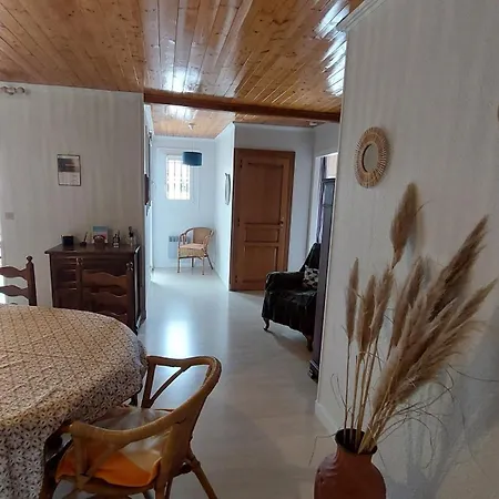 Hébergement de vacances Maison De *